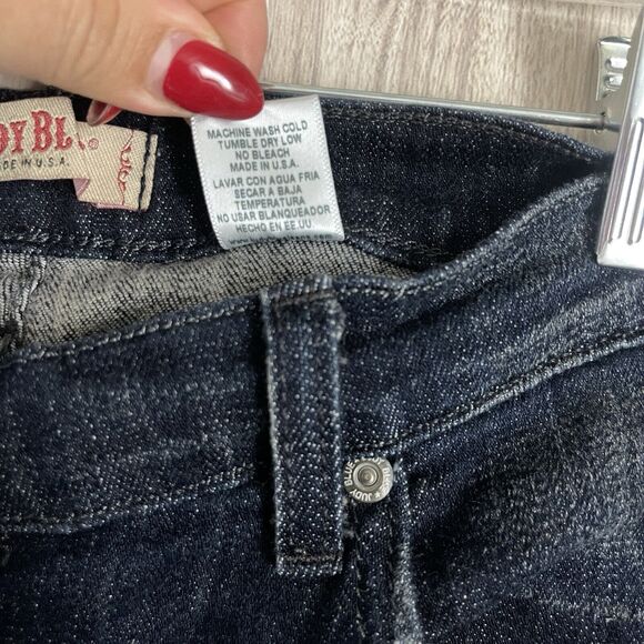 Judy Blue Jeans Women’s Size 1X Dark Wash Stretch Distressed Straight Leg USA - Picture 7 of 14